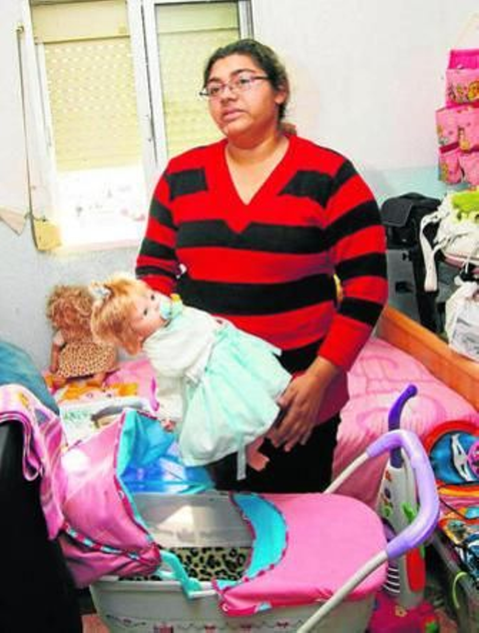 El cuarto de Mari Luz sigue intacto, tal y como lo mostró su madre.