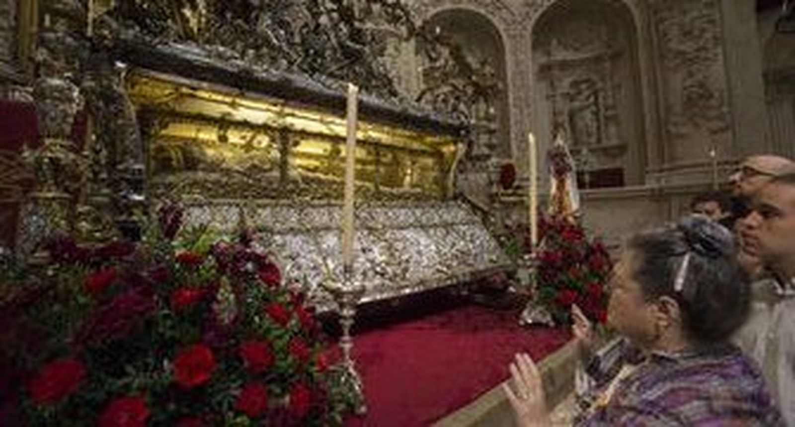 Un monarca con el santo de cara