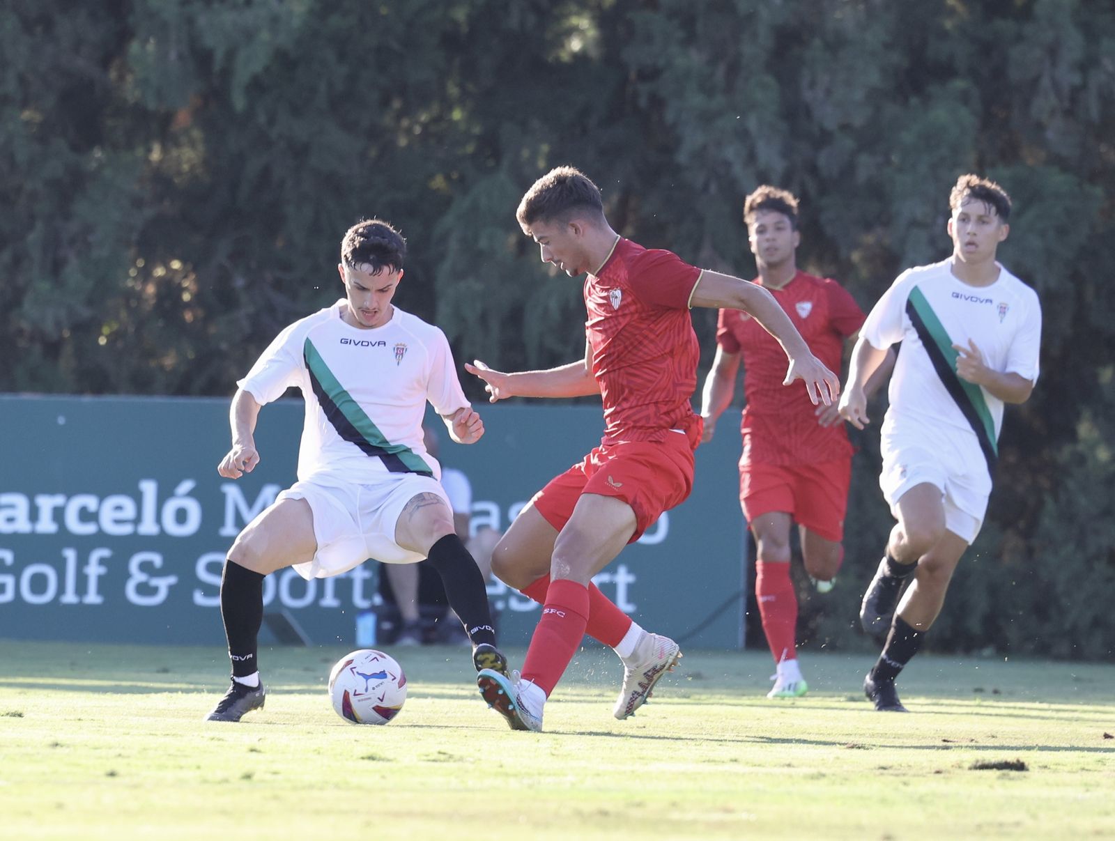 El amistoso entre el Sevilla FC y el Córdoba CF, en imágenes