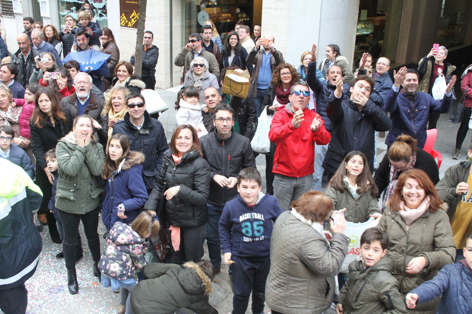 Cabalgata de los Reyes Magos 2018: Melchor, Gaspar y Baltazar adelantan su salida para llenar de ilusión las calles de Huelva