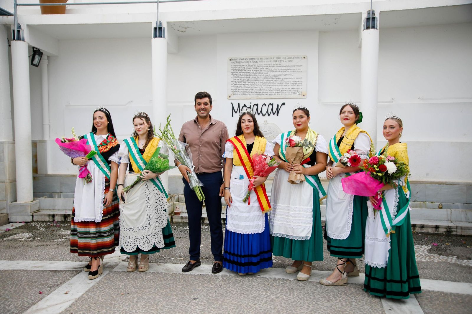 La Subida del Agua de las fiestas de Mojácar, en imágenes