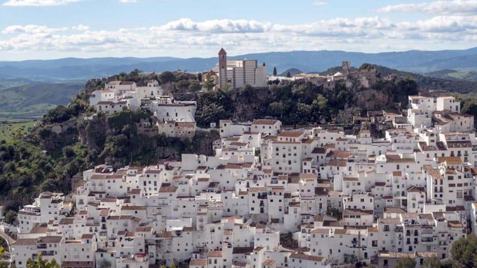 Vista aérea de Casares. Vista aérea de Casares.