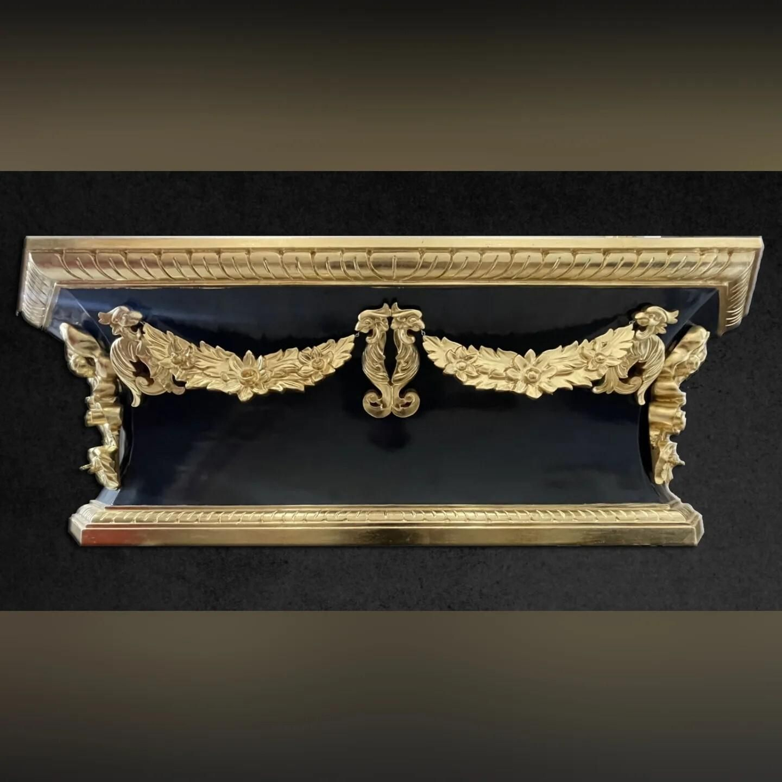 Nueva peana para la Señora del Consuelo.