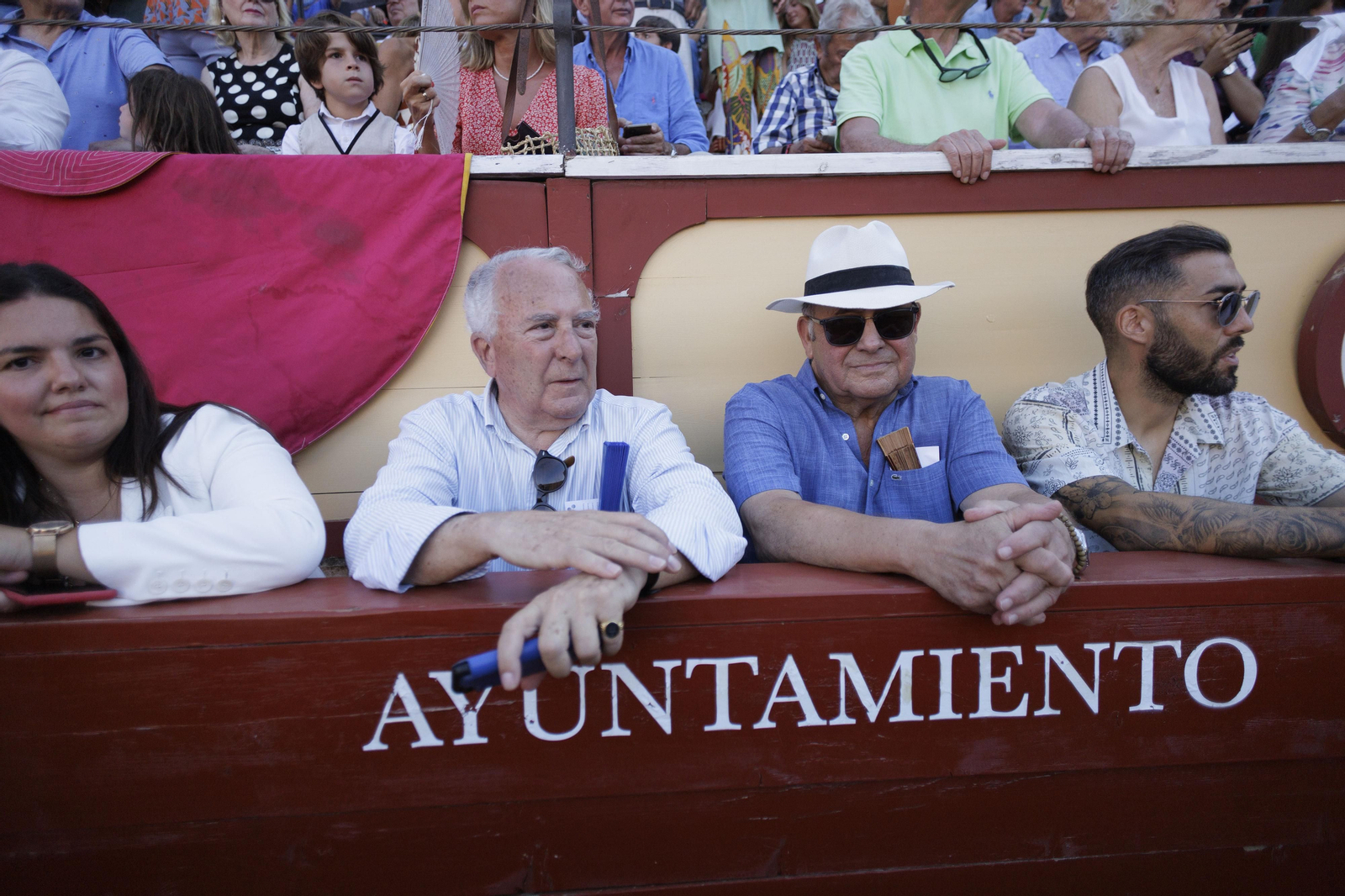 Las imágenes de la tarde de toros del domingo en El Puerto
