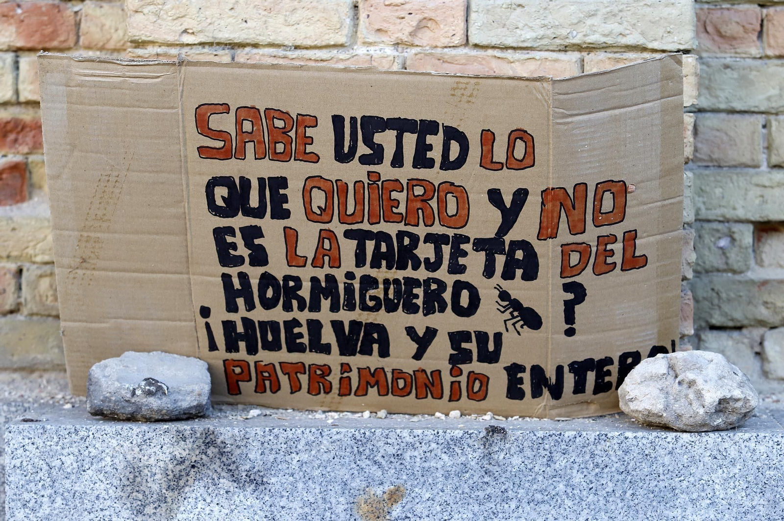 Imágenes de la antigua estación de tren de Huelva tras el incendio