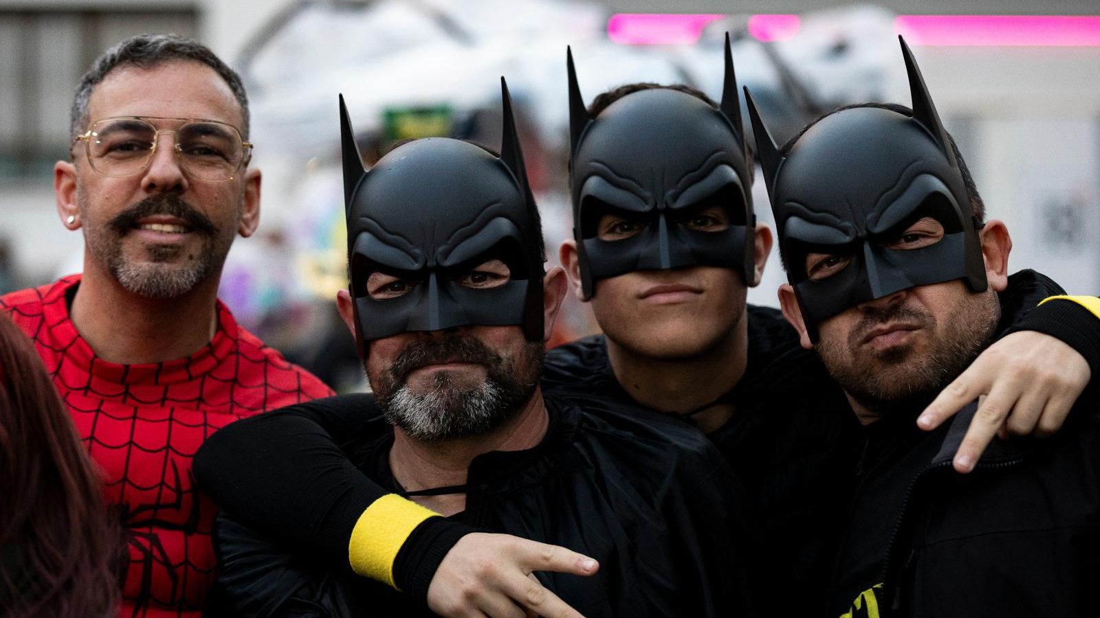 Búscate entre las mejores imágenes de la final del COAC 2025 del Carnaval de Cádiz