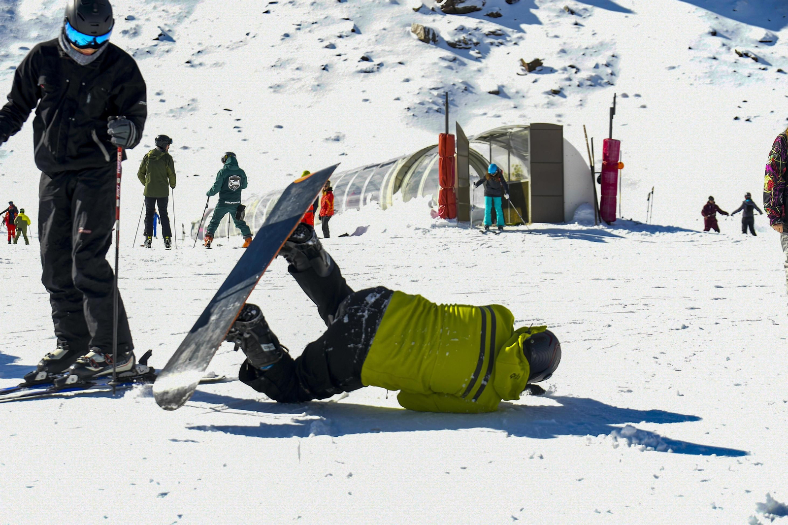 Fotos: así fue el primer día de la temporada de esquí en Sierra Nevada