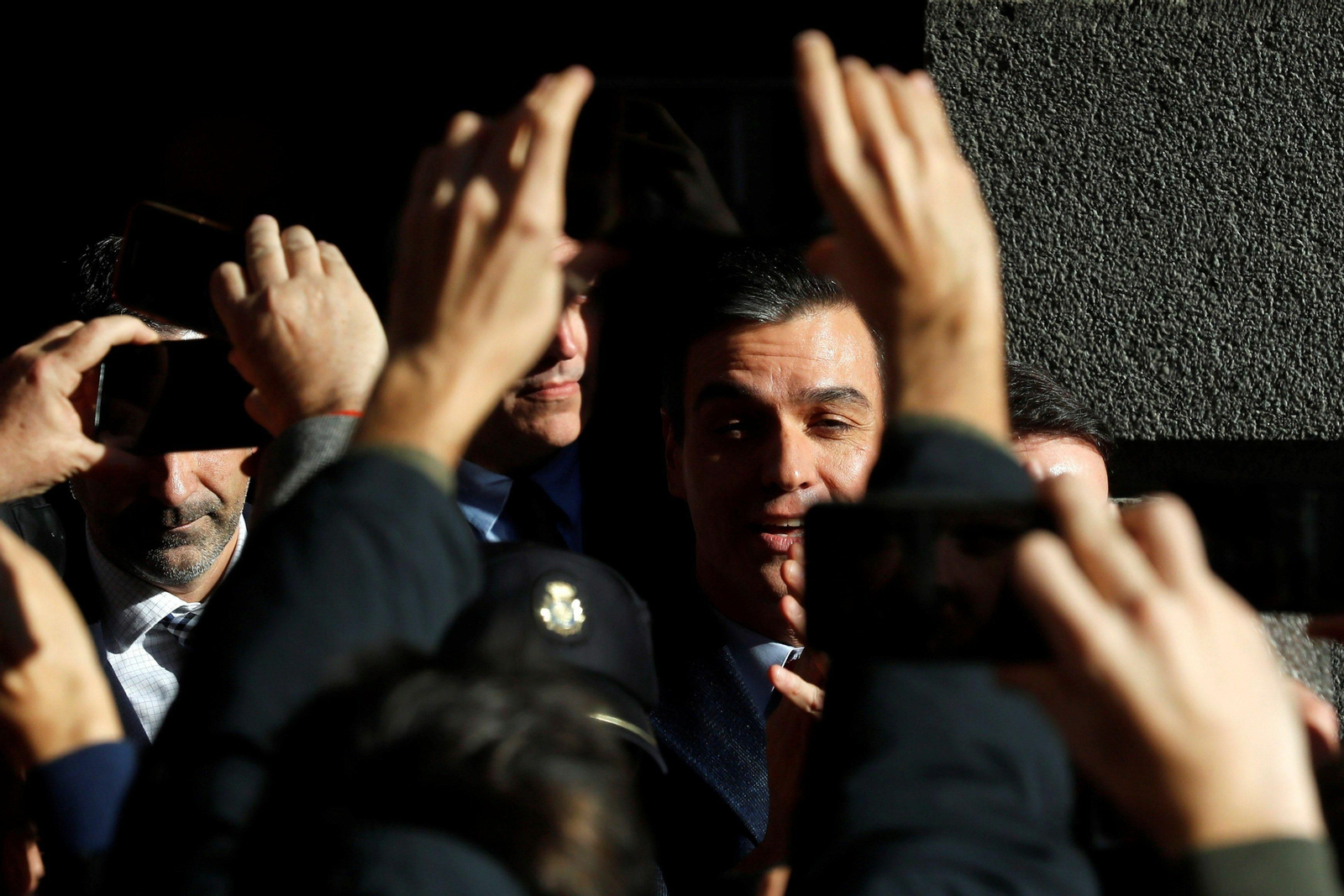 El debate de investidura de Pedro Sánchez, en imágenes