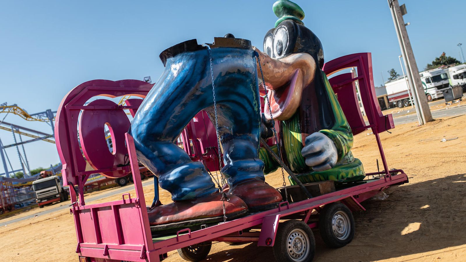 Buena parte de las atracciones estaba ya desmontada a primera hora de la mañana de ayer.