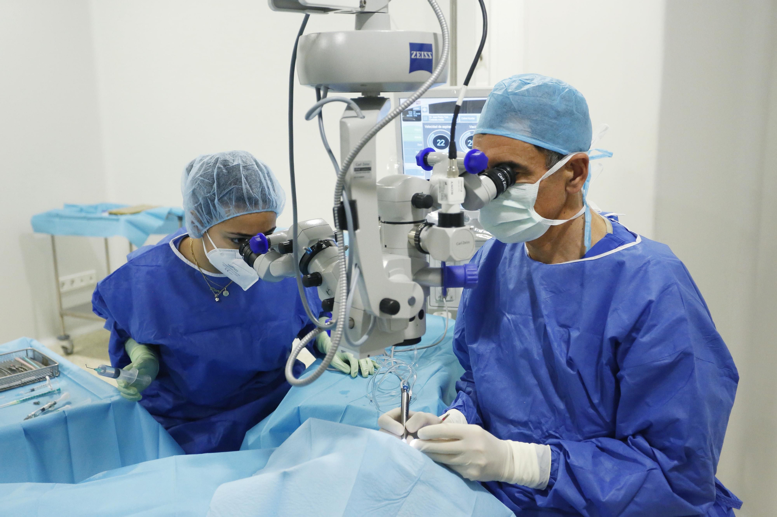 ¿Despedirse de las gafas con láser o lentes intraoculares?