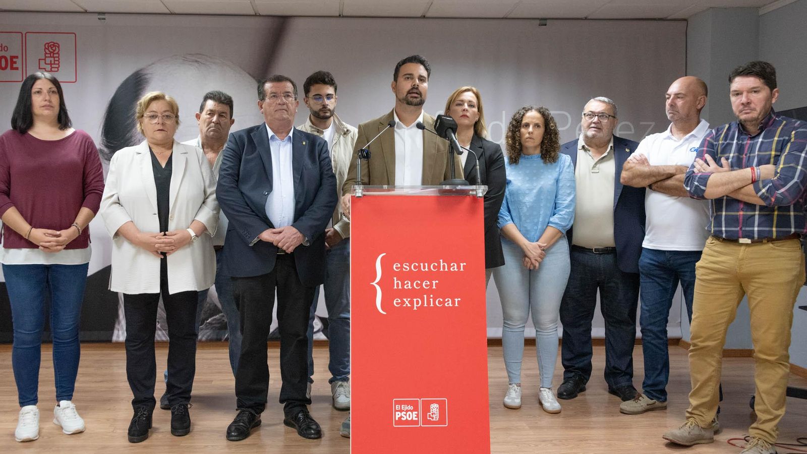 Comparecencia de Mateo Hernández, parlamentario autonómico por el PSOE de Almería. Comparecencia de Mateo Hernández, parlamentario autonómico por el PSOE de Almería.