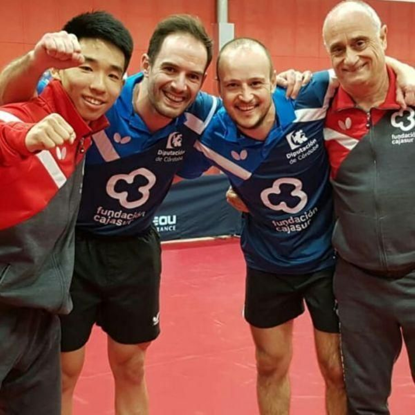 Han, Silva, Machado y Calvo celebran el pase a cuartos tras remontar al Istres.