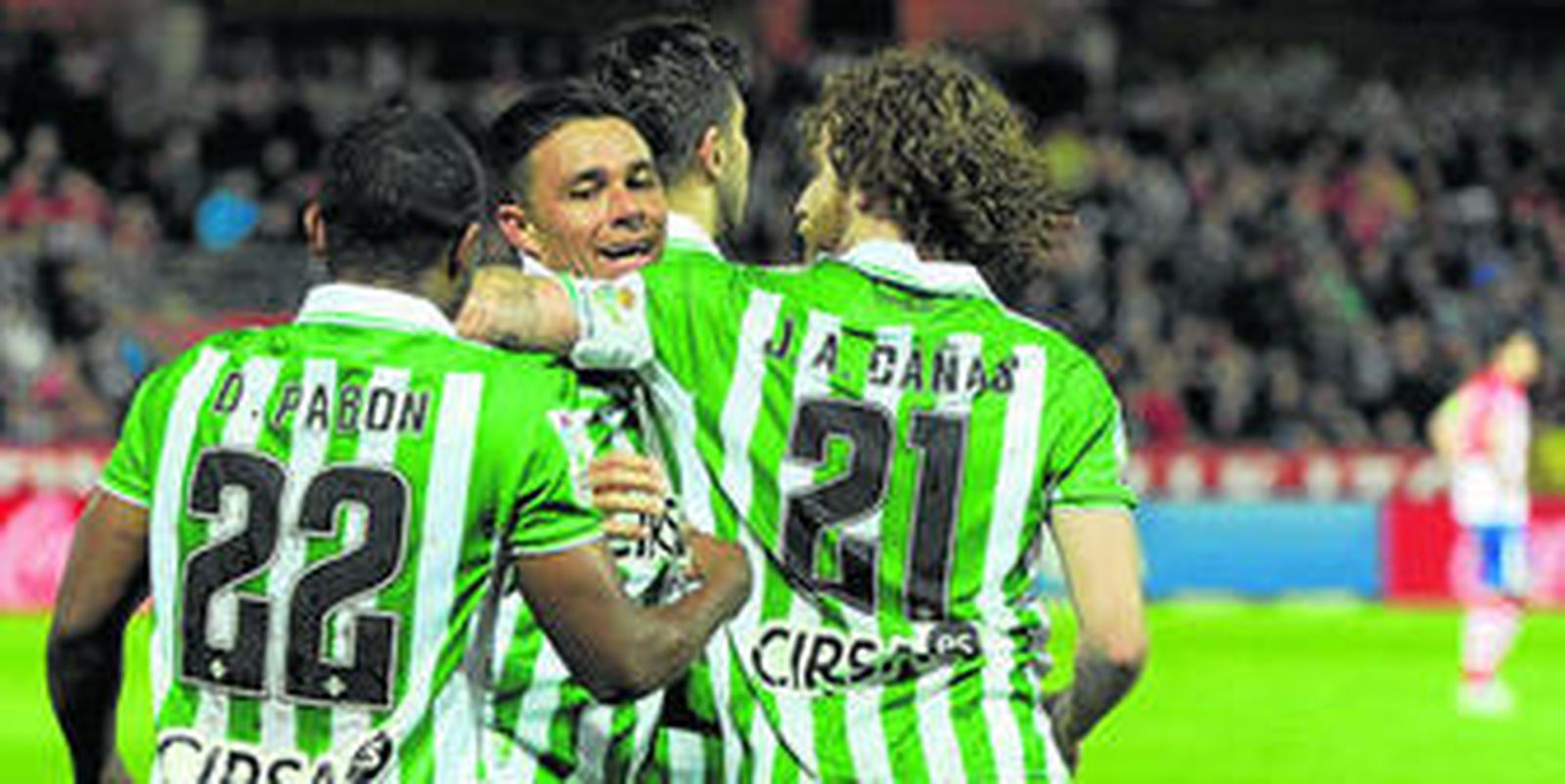 El Betis humilla al Granada