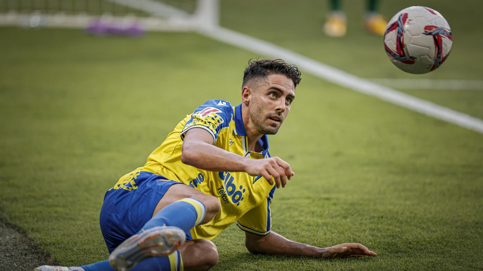 Búscate entre las fotos del partido de fútbol Cádiz CF - CD Tenerife de la Liga Hypermotion