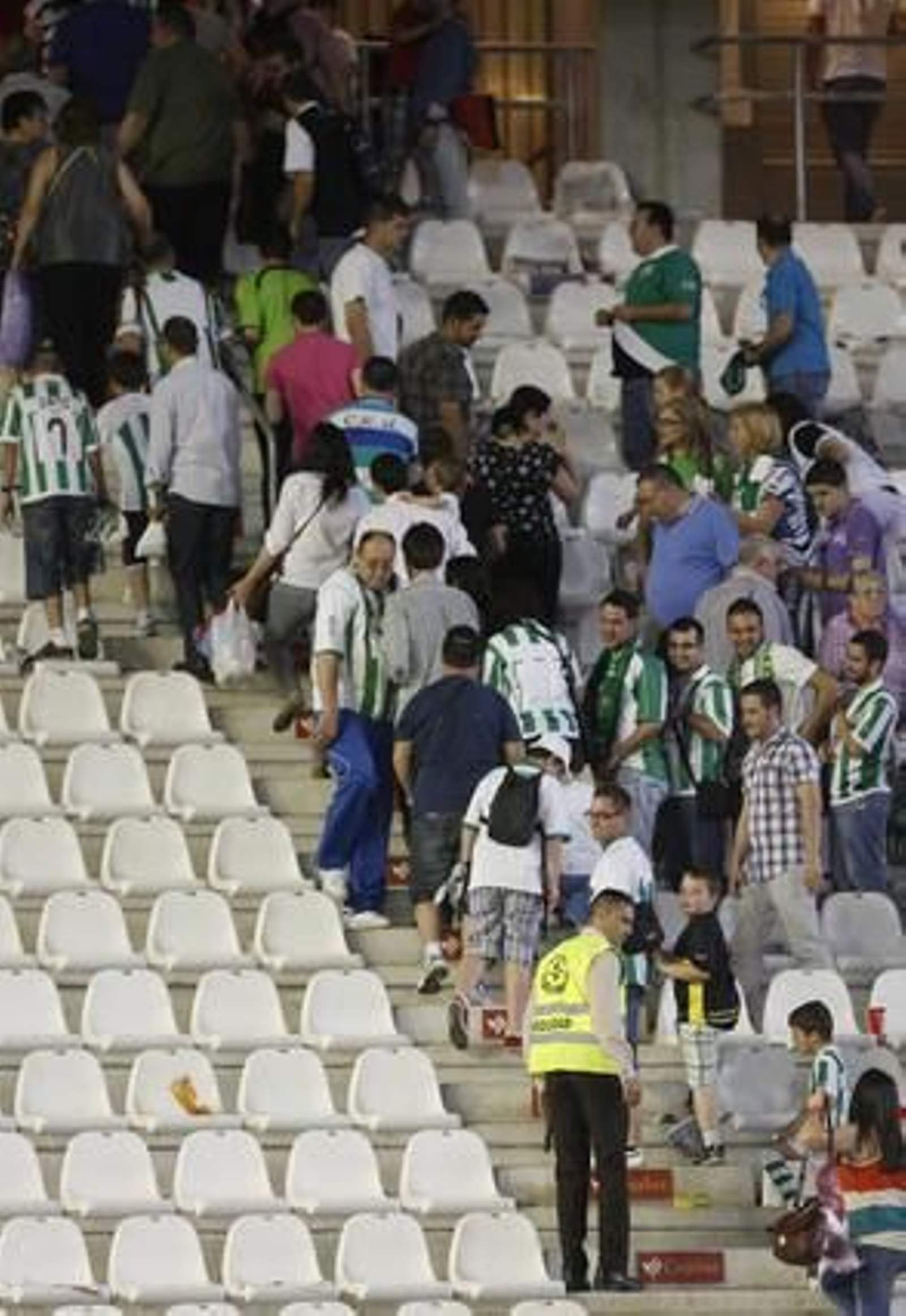 Las imágenes del Córdoba-Nástic