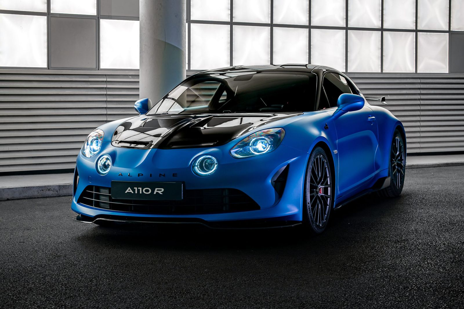 Alpine añade a la su gama la versión A110 R Turini con un precio bajo que la A110 R