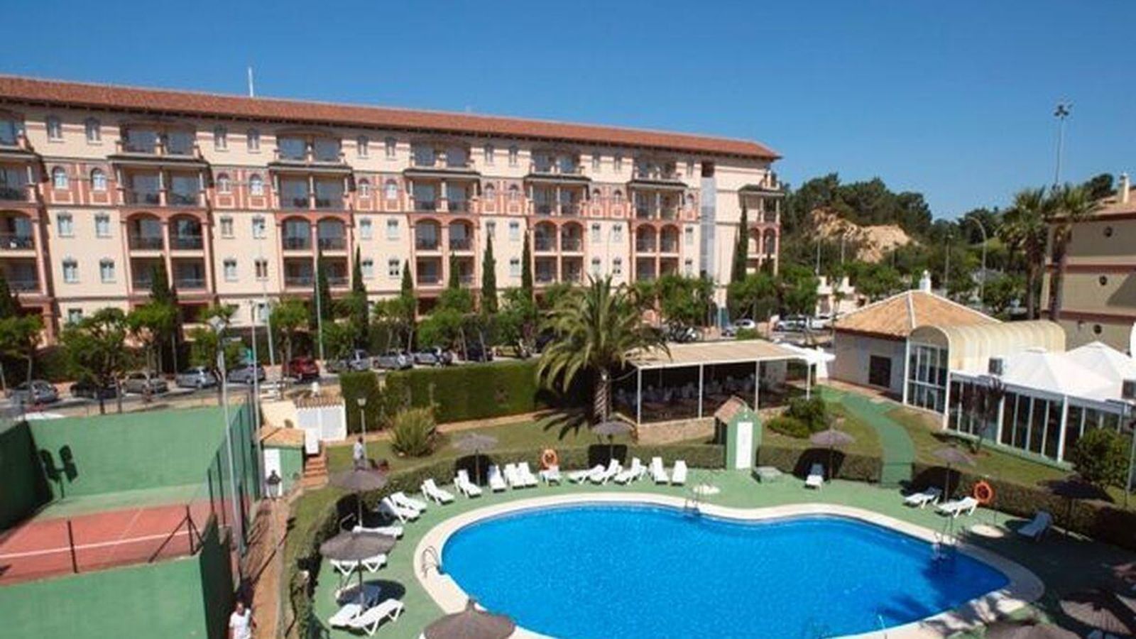 Apartamentos Leo Islamar.