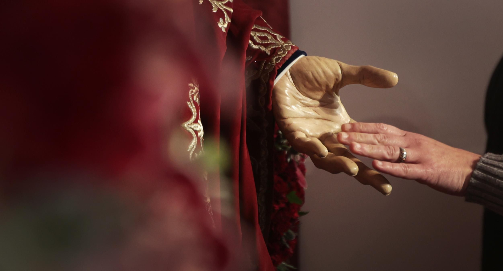 Imágenes de los Besapiés y Besamanos del segundo domingo de Cuaresma en Jerez