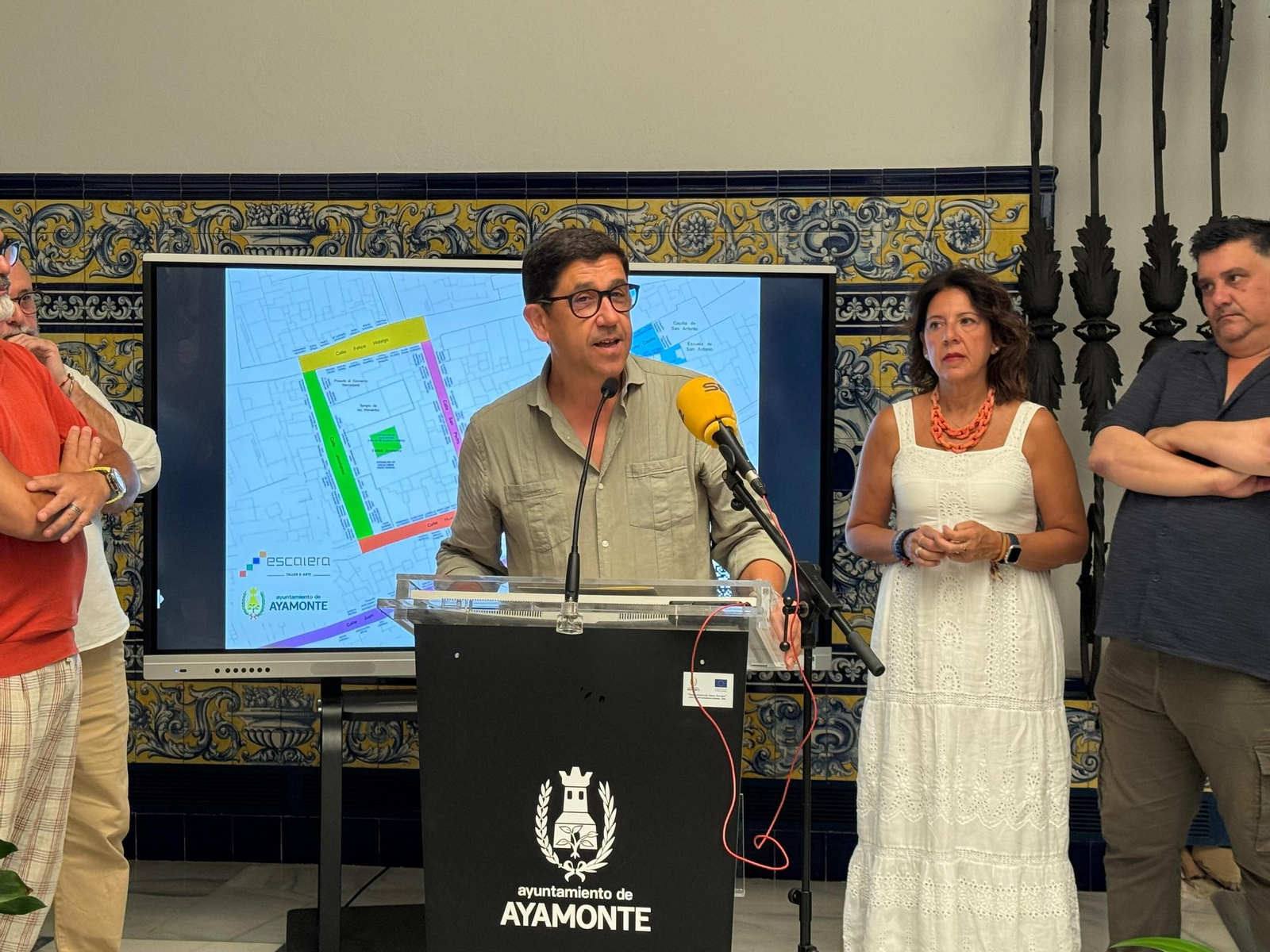 El alcalde de Ayamonte, Alberto Fernández, durante la presentación del evento.