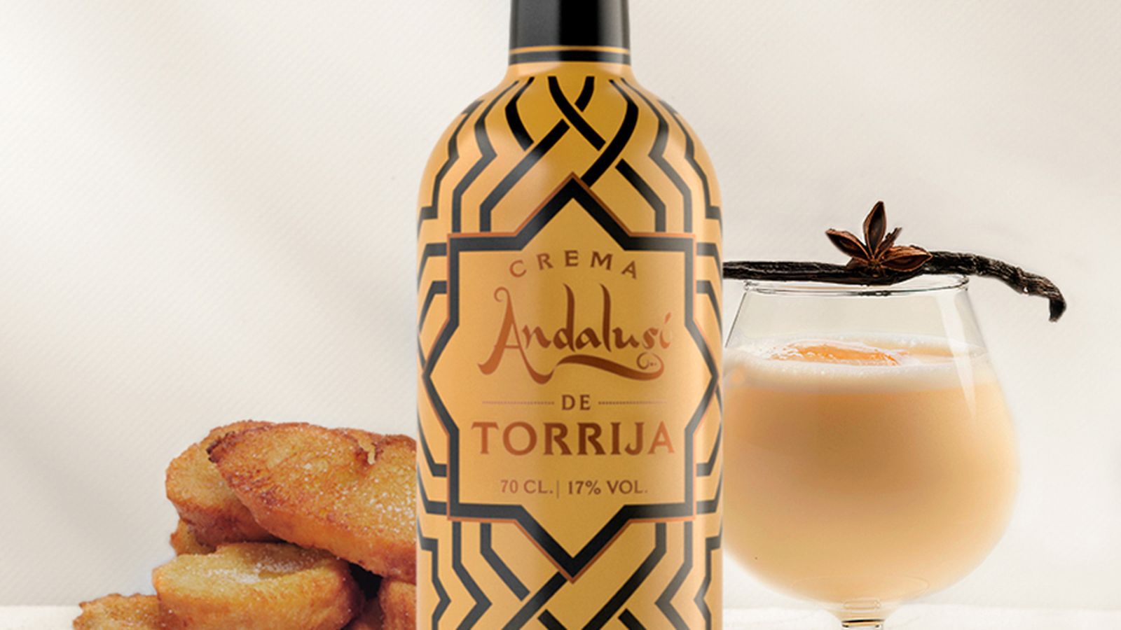 La Crema de Torrija cuenta con leche, canela, miel, limón y azahar entre sus ingredientes principales.