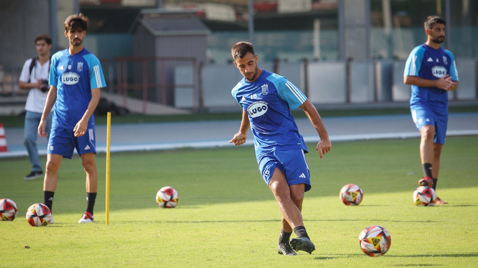 Antonio Jesús tiene una pequeña rotura muscular y es baja el domingo.