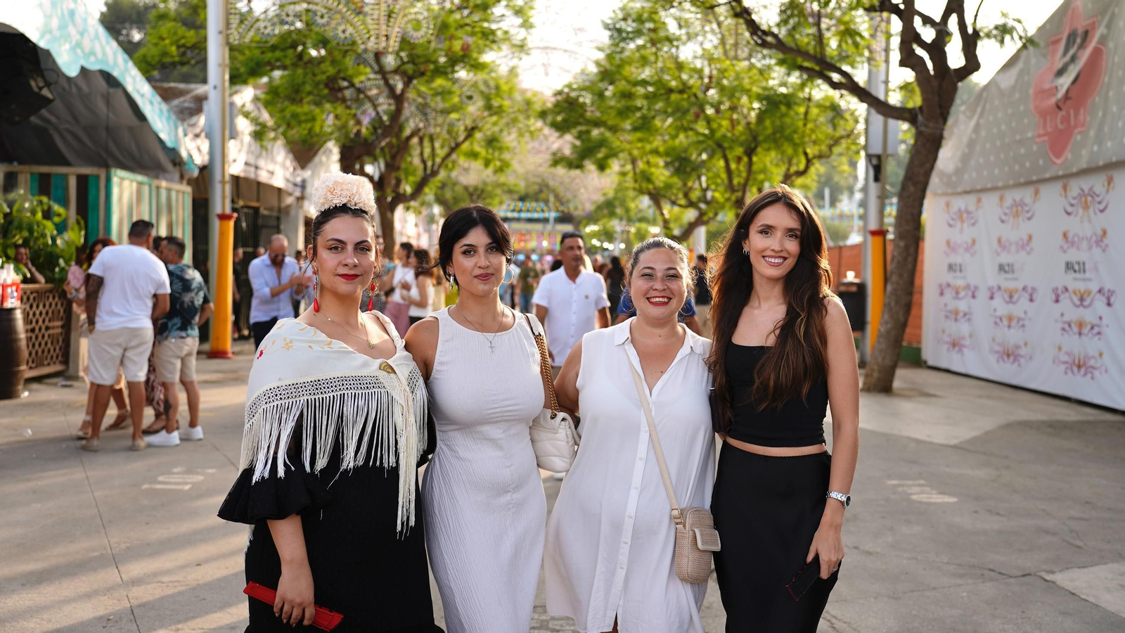 Búscate en las fotos del Viernes en la Feria Real de Algeciras