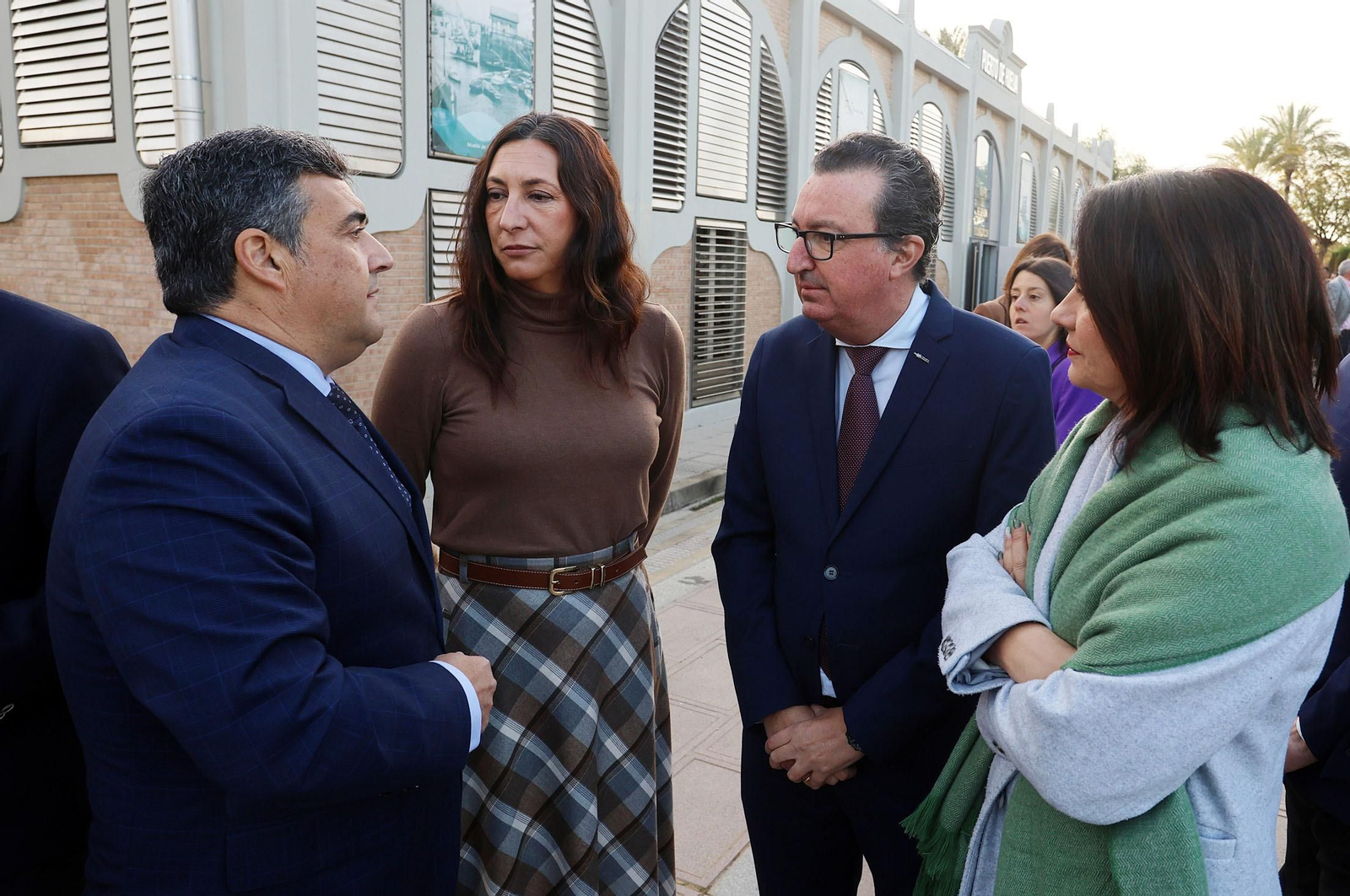 Imágenes del desayuno-coloquio con Jorge Paradela en el Foro Joly Andalucía celebrado en Huelva