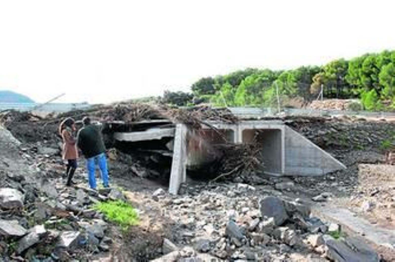 Arroyos convertidos en trampas urbanas