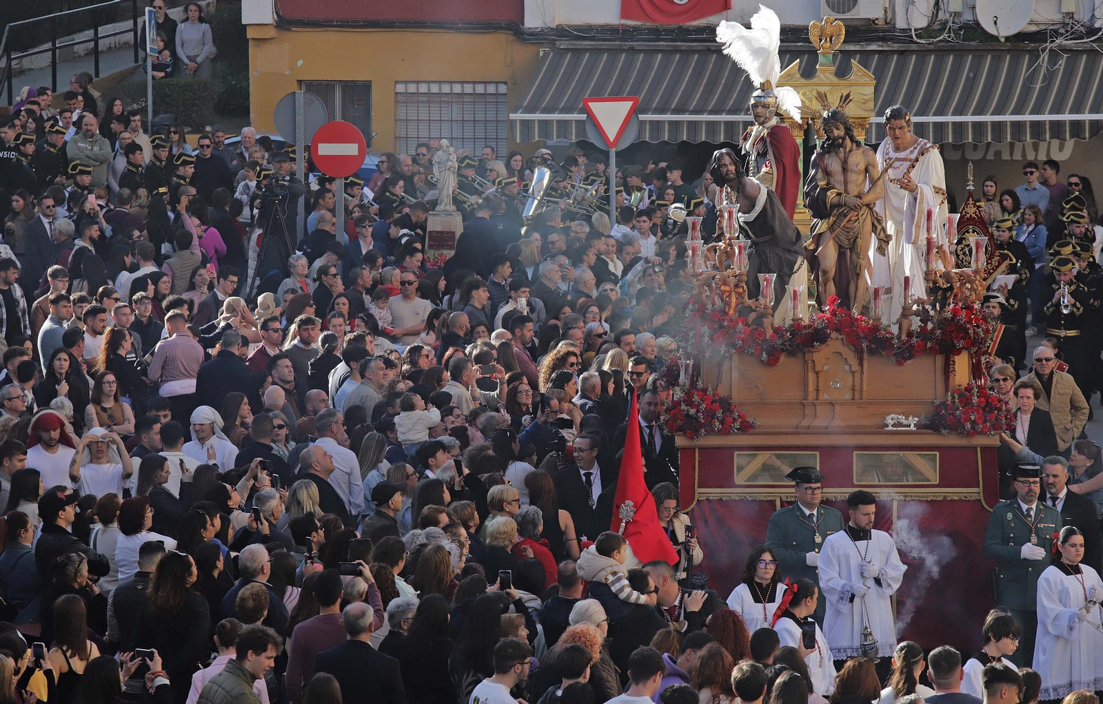 Fotos del Miércoles Santo en Algeciras: Ecce Homo y Buena Muerte