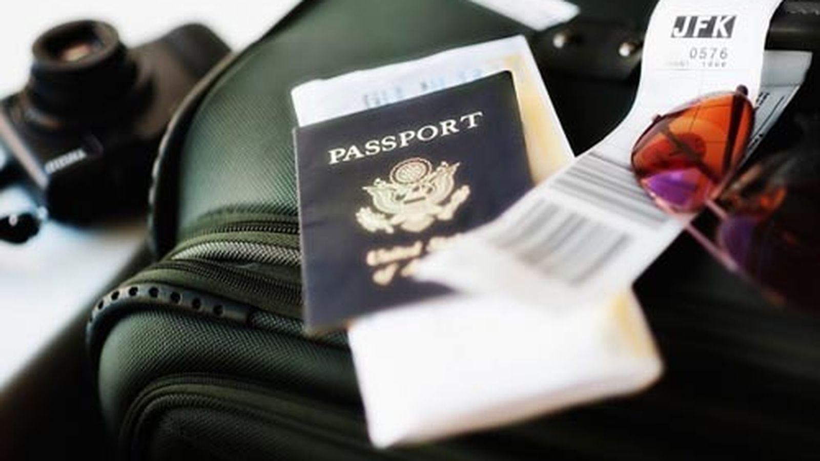 Para entrar en Cuba, cuidado con el número de cámaras fotográficas; sólo se permite una por turista.