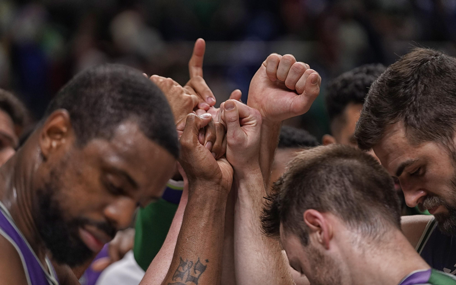 El Unicaja hace piña