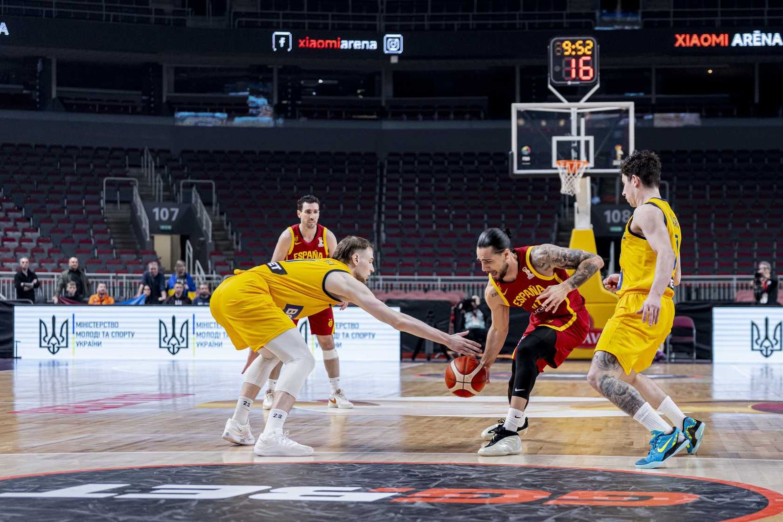 Buen papel de Francis Alonso en el triunfo de España ante la Ucrania de Daniil Shelist (66-86)