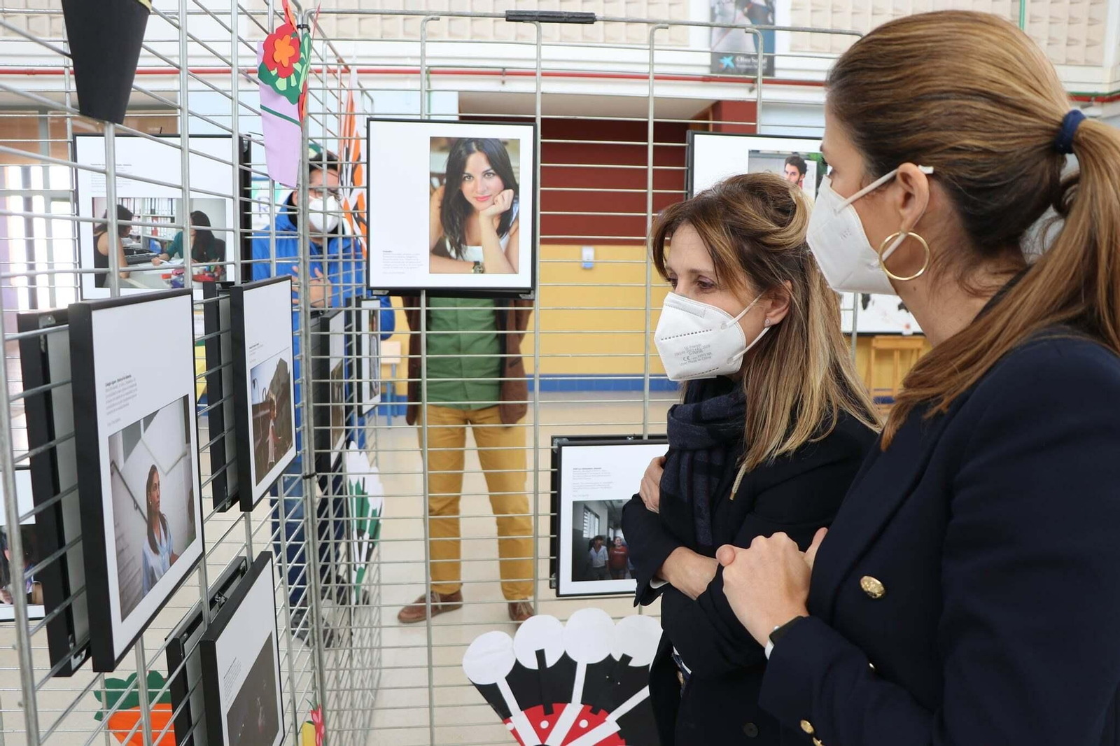 Muestra fotográfica y documental sobre la realidad del Pueblo Gitano en El Ejido