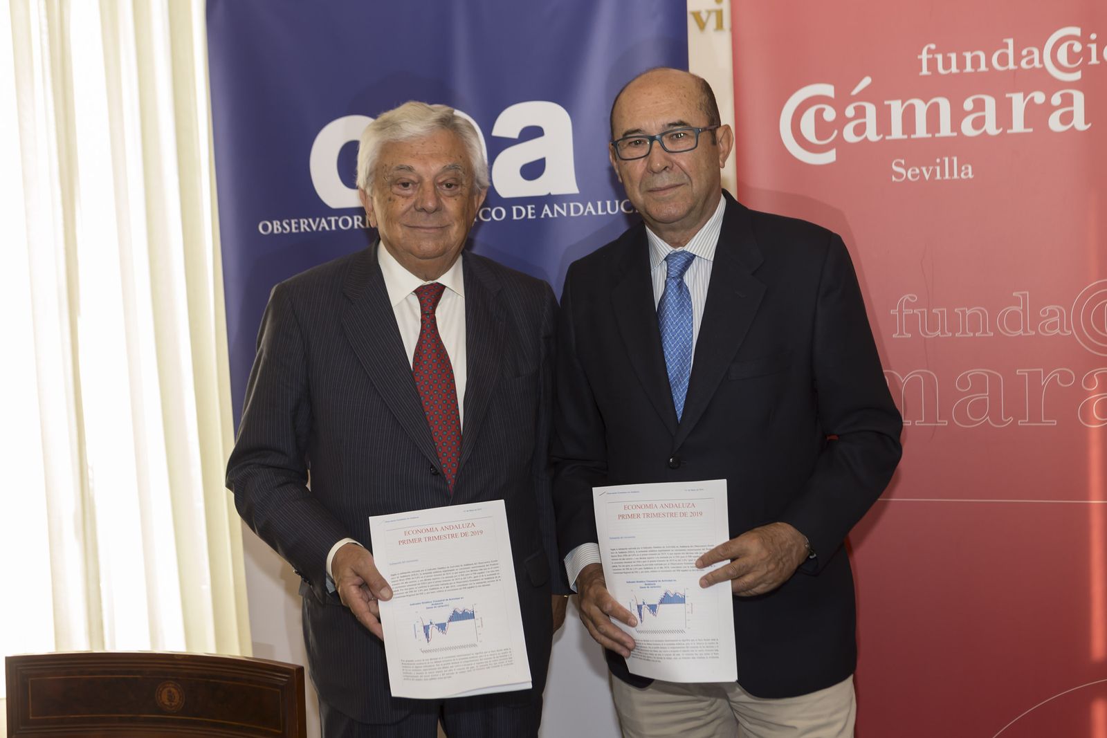 Francisco Herrero, presidente de la Cámara de Comercio de Sevilla, y Francisco Ferraro, presidente del Observatorio Económico de Andalucía