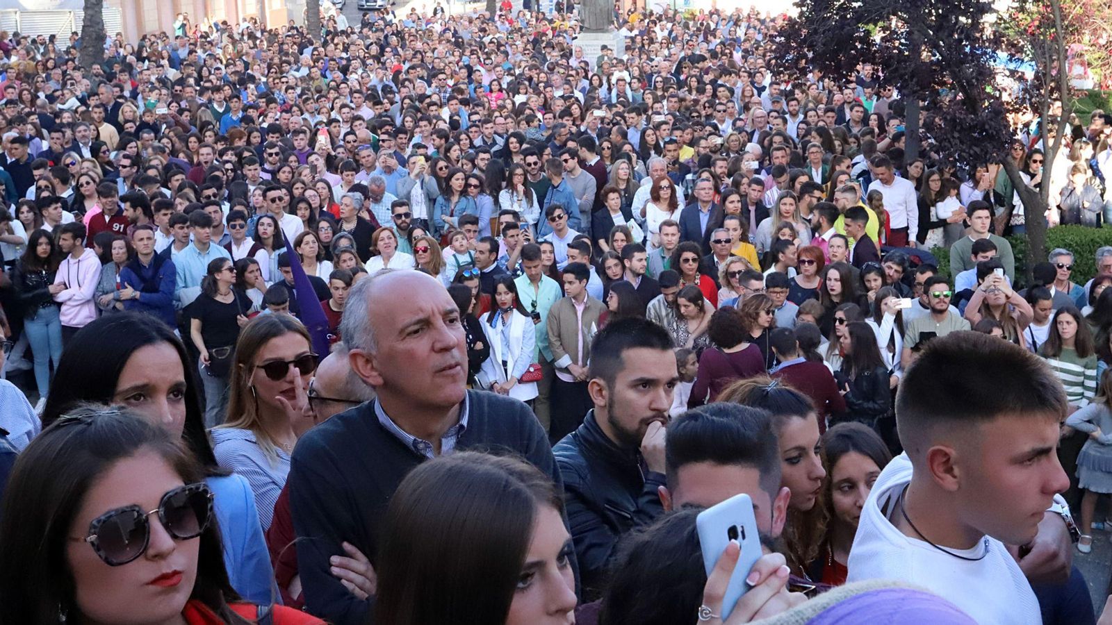 La Plaza de San Pedro llena de público