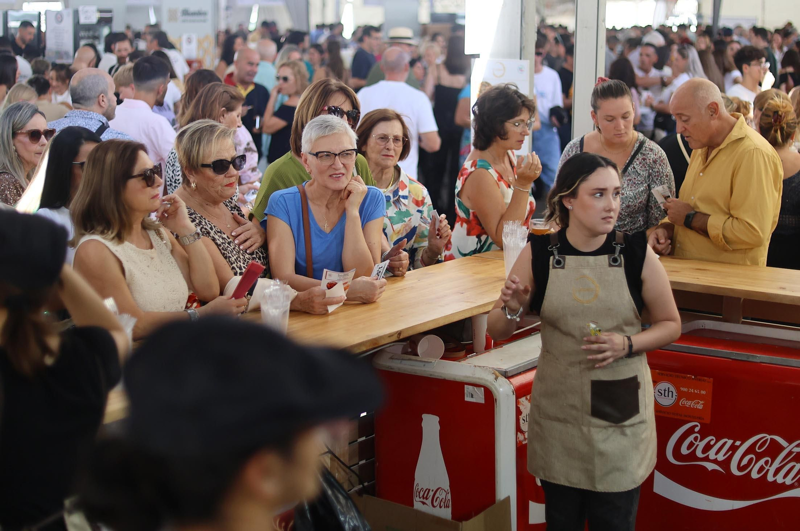 Imágenes de la Feria de la Tapa de Huelva en la mañana del domingo