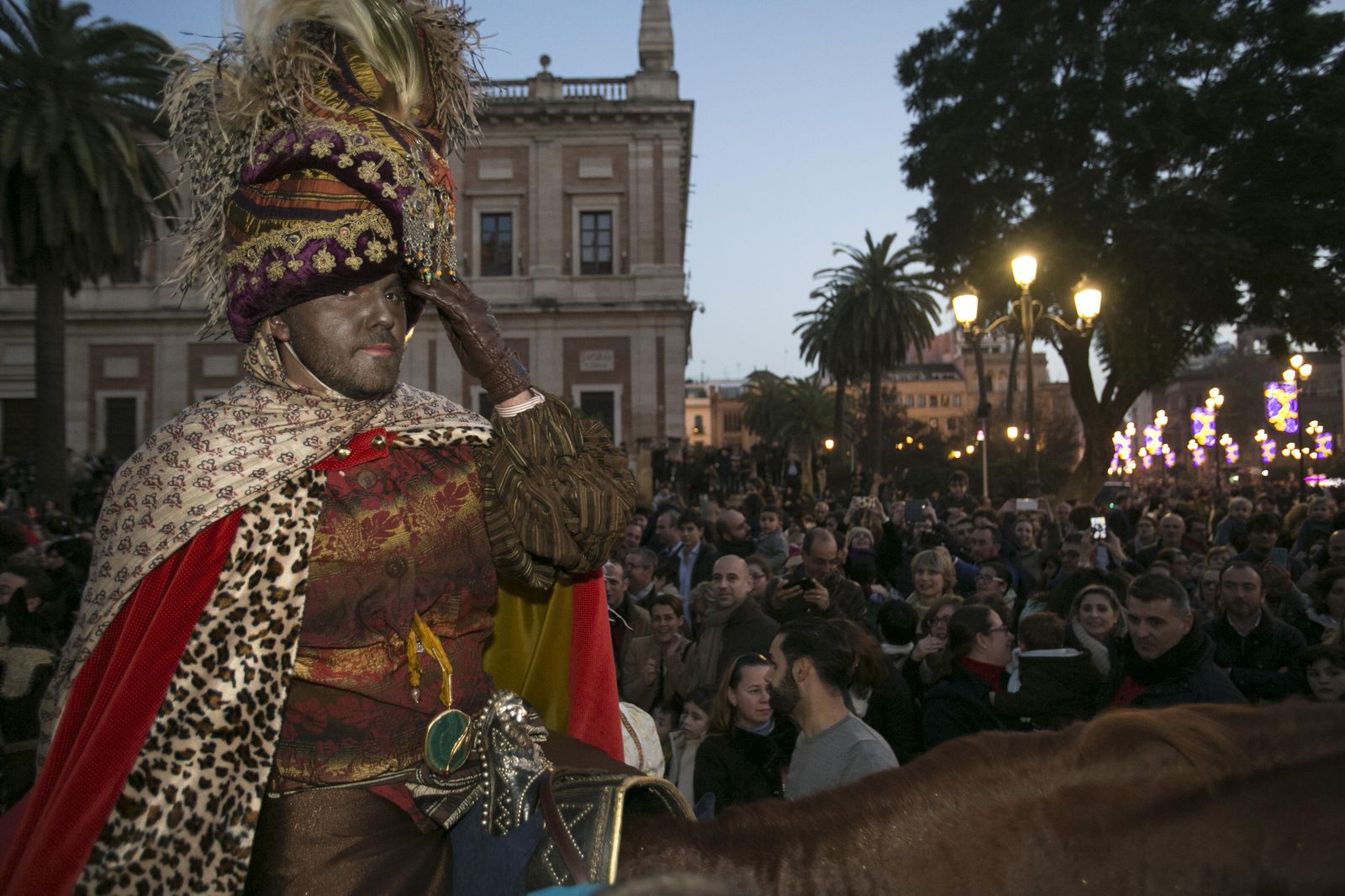 El recorrido del Heraldo Real, en imágenes