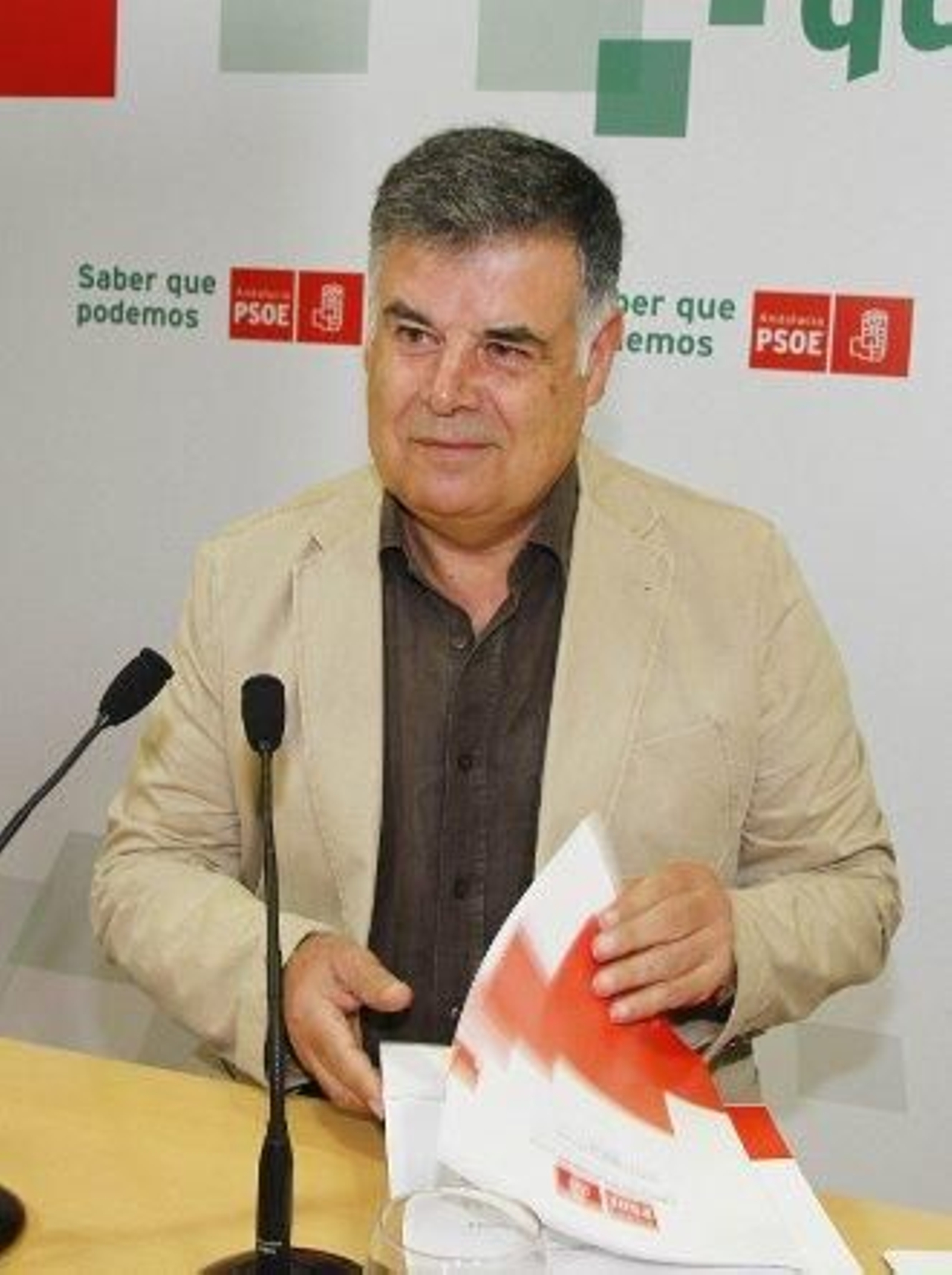 Viera: "Estos presupuestos impulsan el empleo y suben la inversión en educación y políticas sociales"