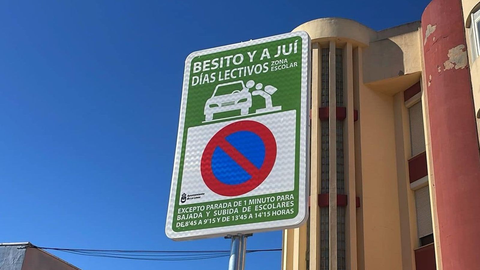 La curiosa señal que han instalado cerca de varios colegios de La Línea de la Concepción