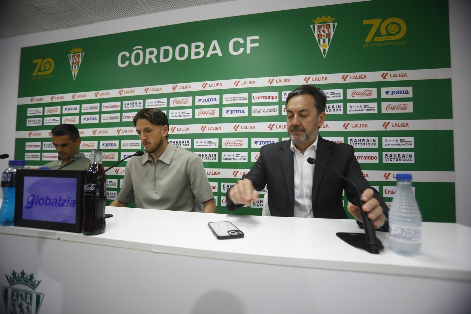La presentación de la ampliación de contrato de Carlos Marín con el Córdoba CF, en imágenes