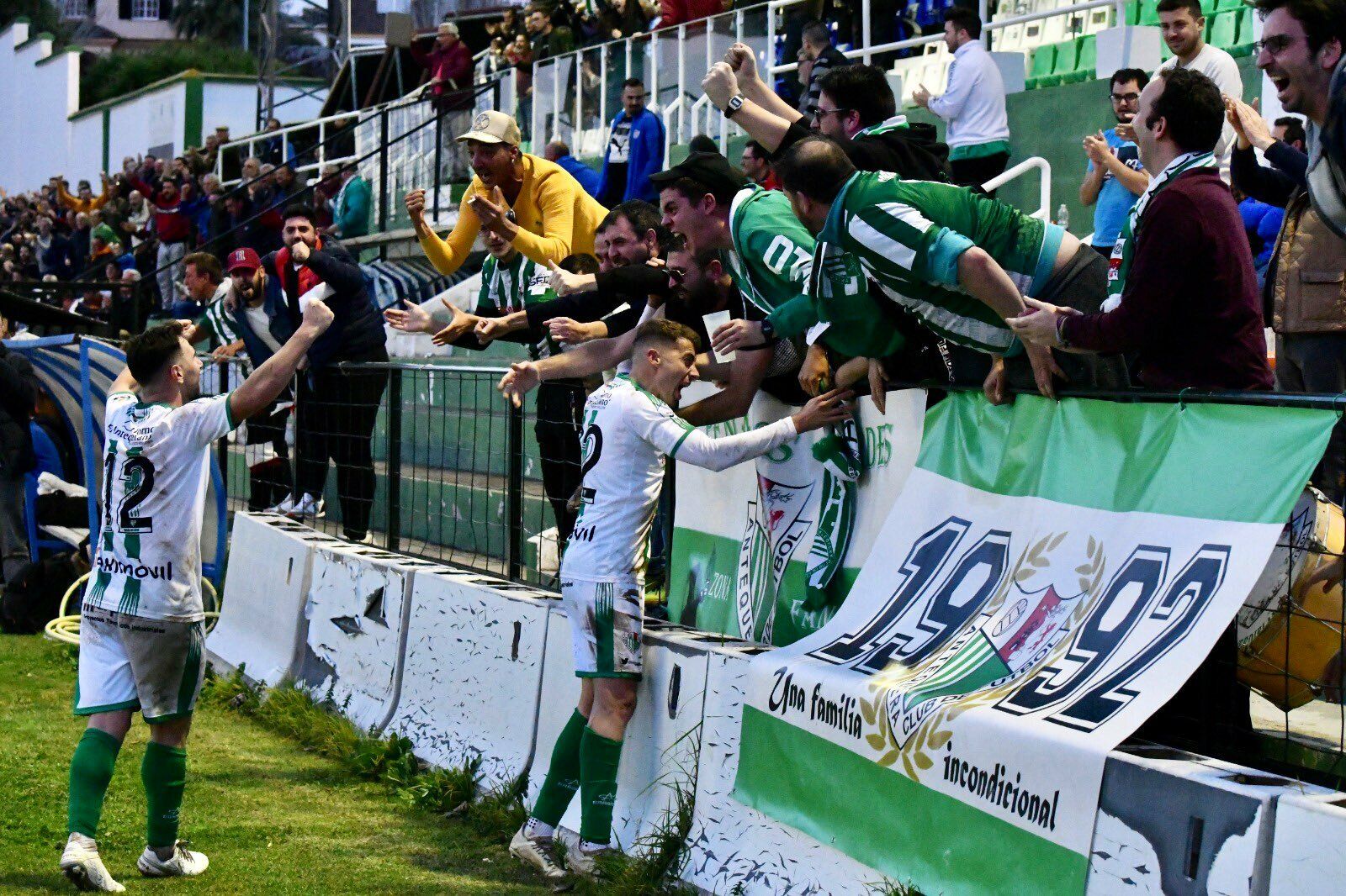 El Antequera visita Jaén con la moral muy alta (12:00)