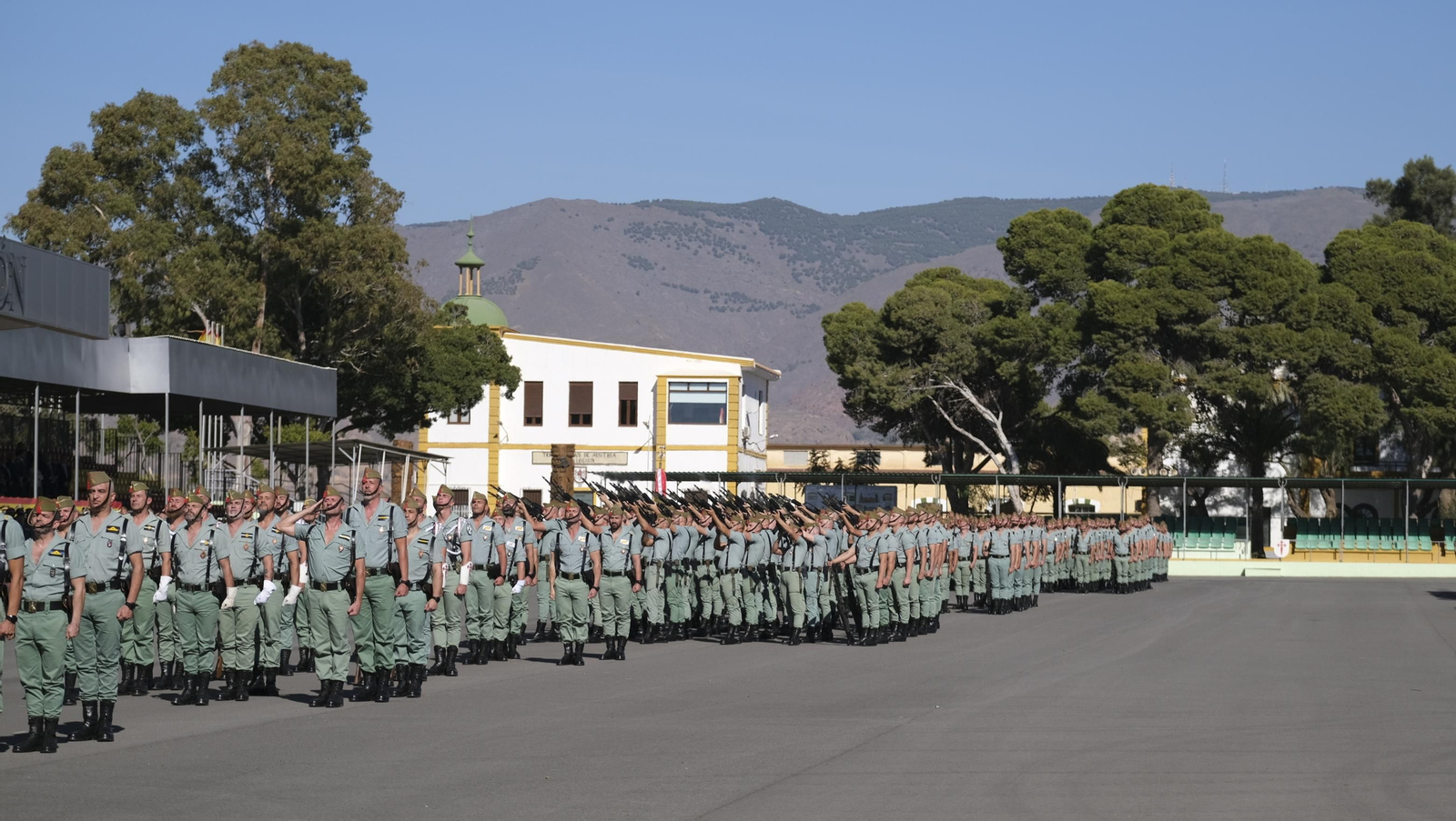 Imágenes de la toma de posesión del nuevo General de la BRILEG, José Agustín Carreras Postigo