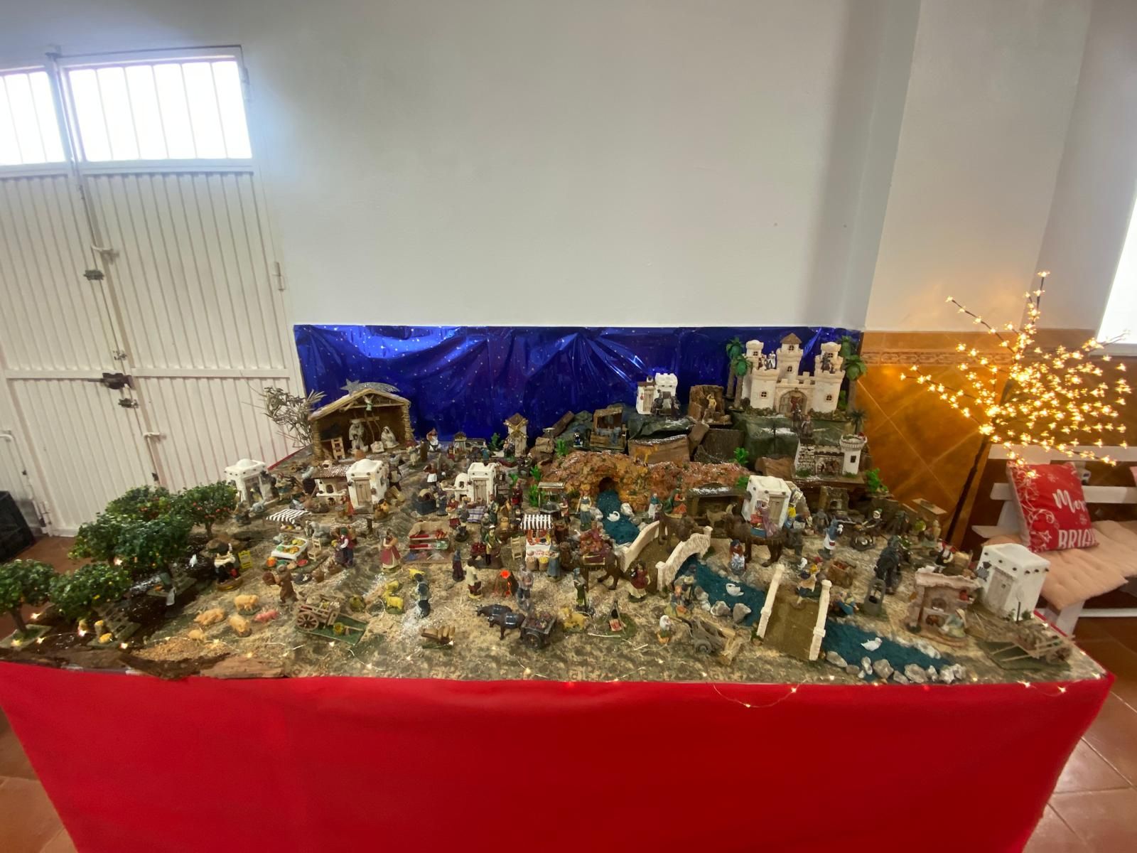 Artesanía, tecnología y efectos especiales: así es el ganador del certamen de belenes de Vícar