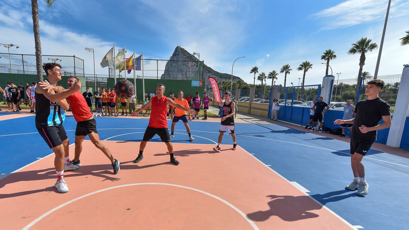 Las fotos del III torneo de baloncesto 3x3 de La Línea