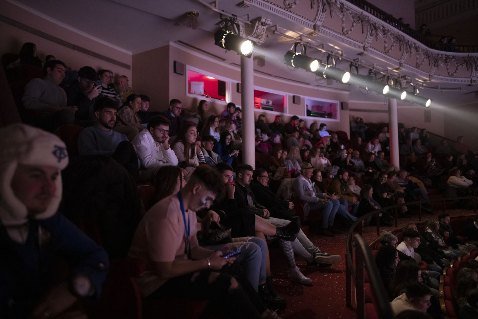 Ambiente en la final  del Carnaval Colombino