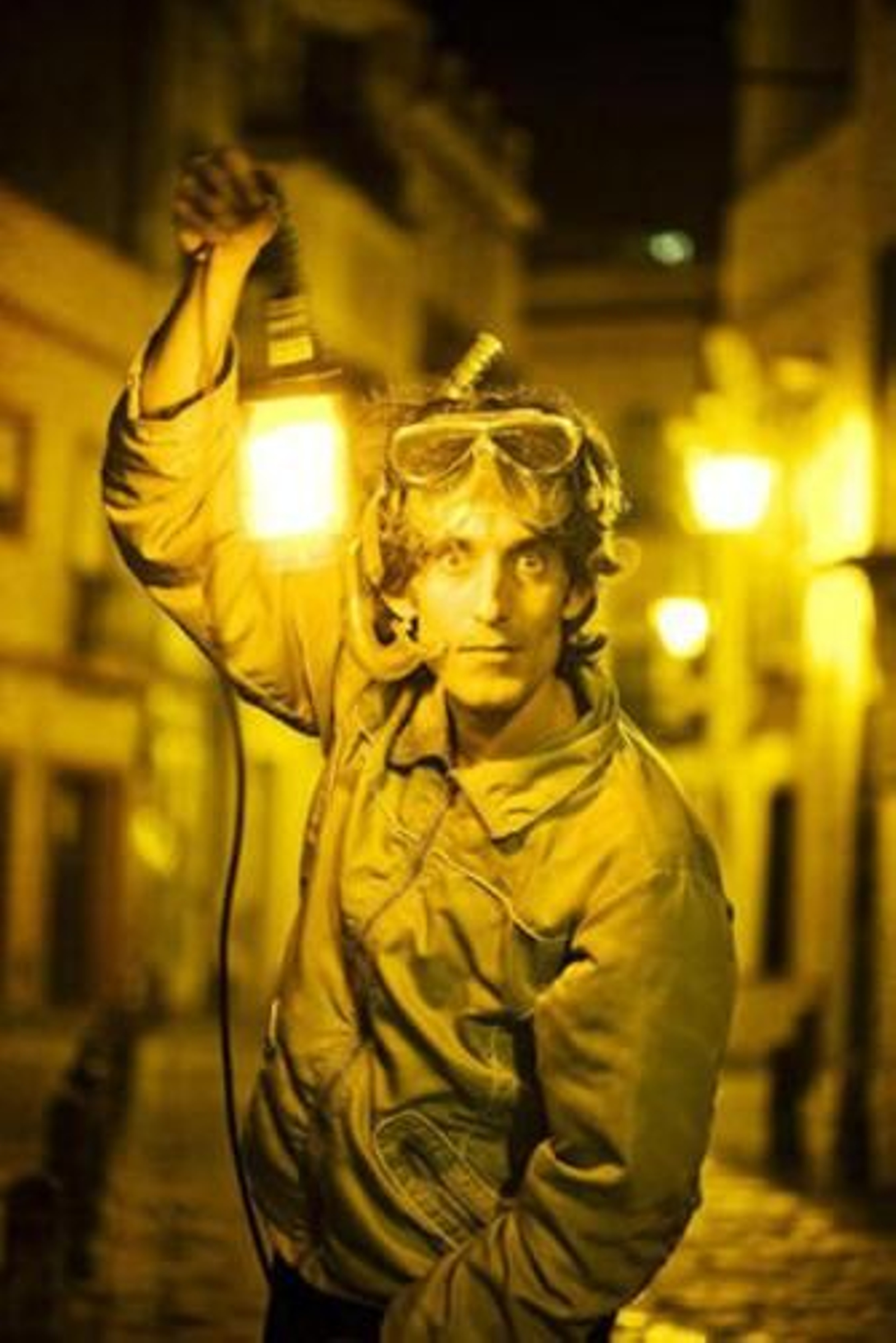 Nueva compañía con paso firme