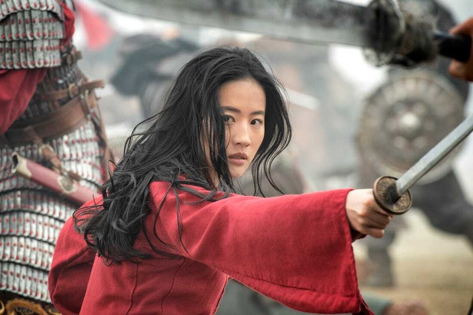Liu Yifei es la nueva Mulan de carne y hueso en la cinta de Disney.