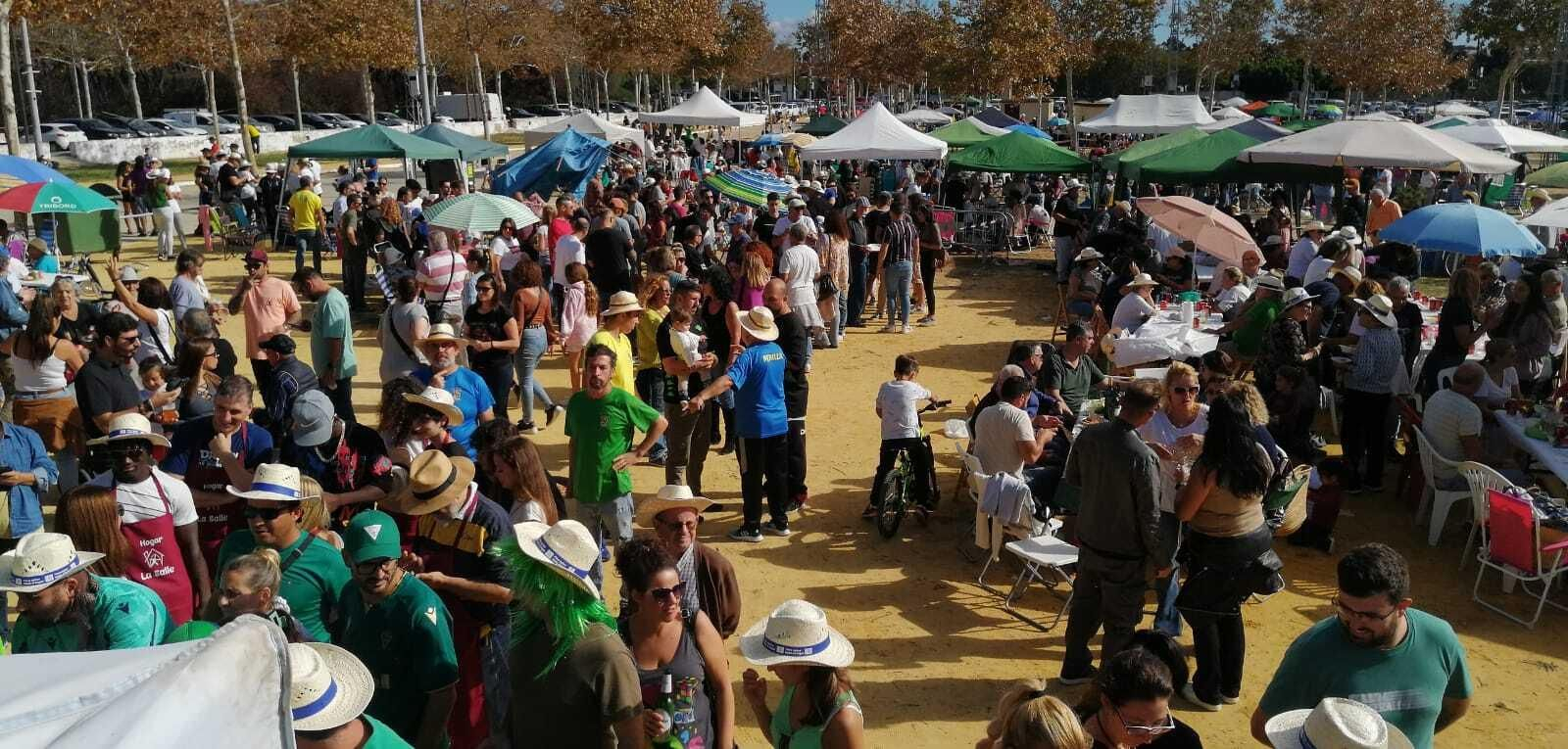 Búscate en el concurso de paellas de Puerto Real