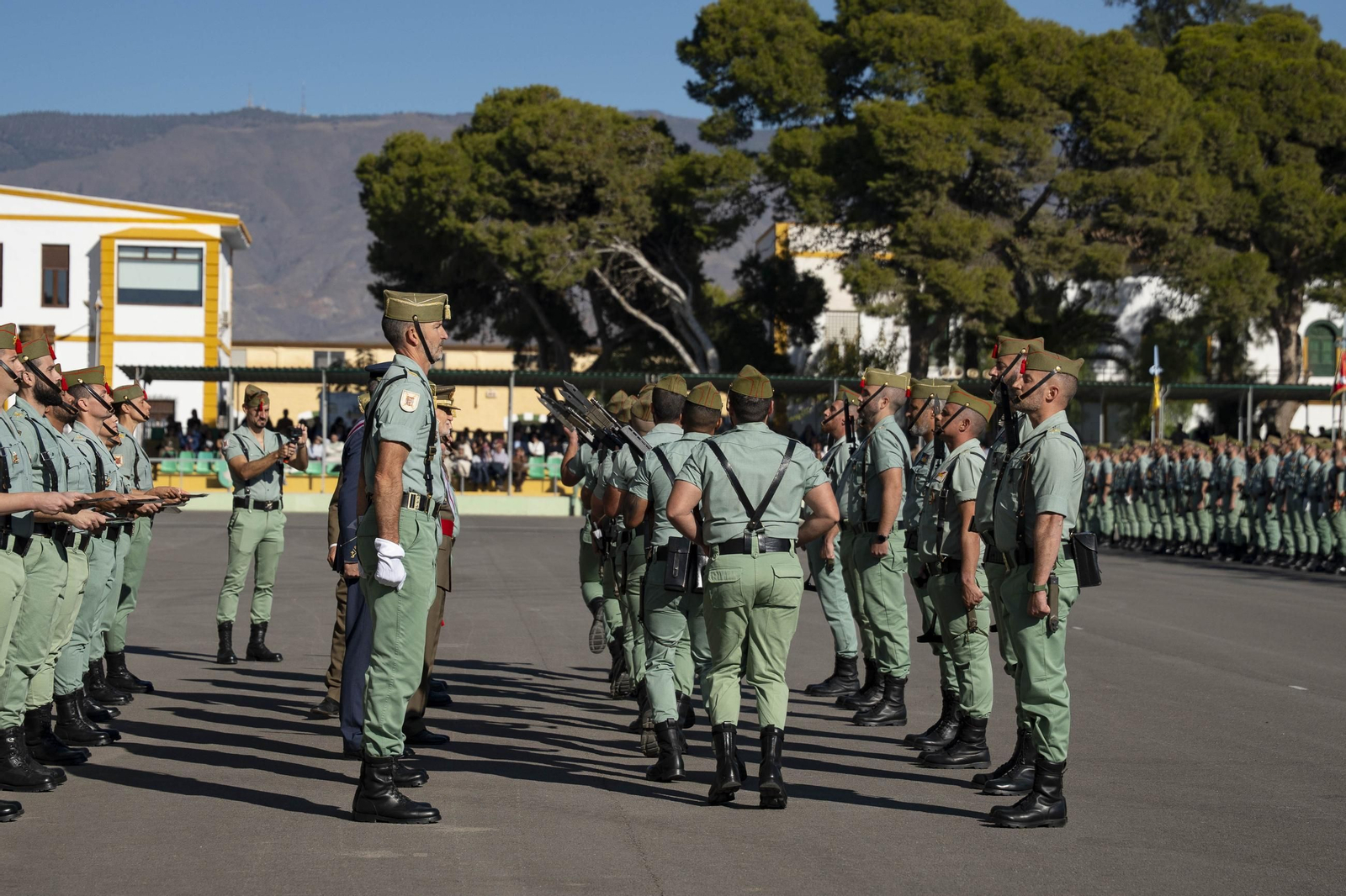 Así conmemora el día de la Inmaculada Concepción la Brigada de la Legión en Almería y despide al contingente que parte a Eslovaquia