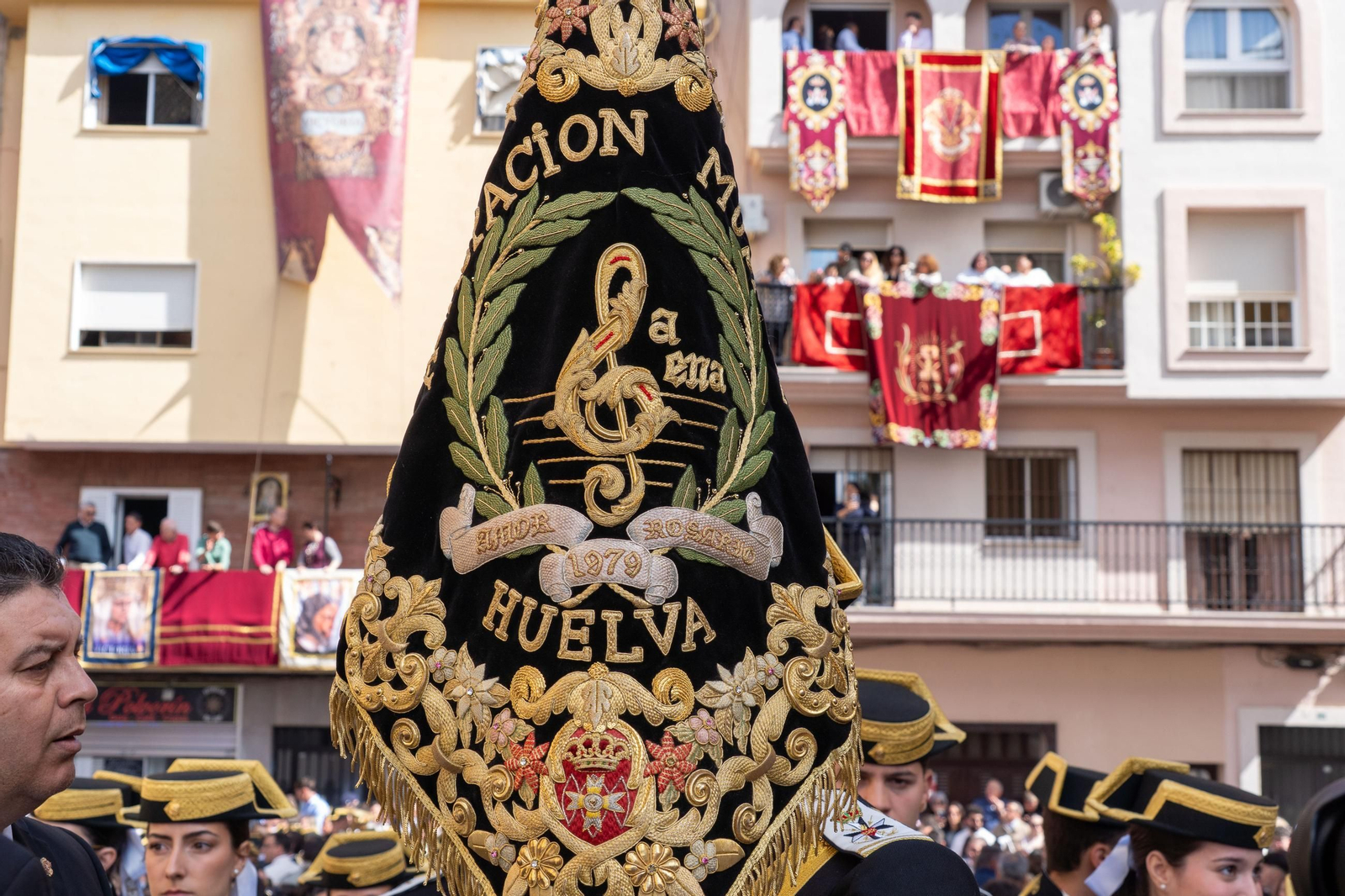 Domingo de Ramos: Imágenes de la procesión de La Sagrada Cena y Maria Santísima del Rosario